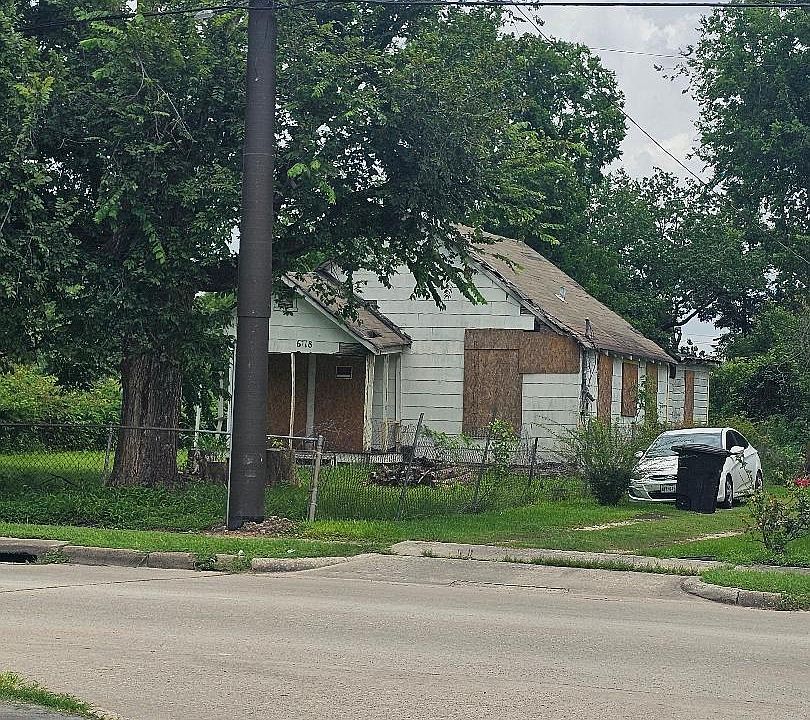 1st image of 6718 Lockwood Dr