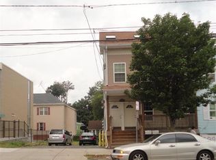 75 Remsen Ave, New Brunswick, NJ 08901