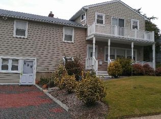 1920 Rollingwood Rd, Baltimore, MD 21228