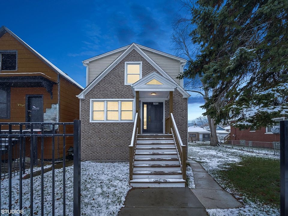 2nd image of 7952 S Colfax Ave