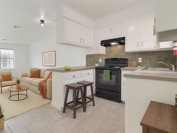 6120 S Madison Pl APT A