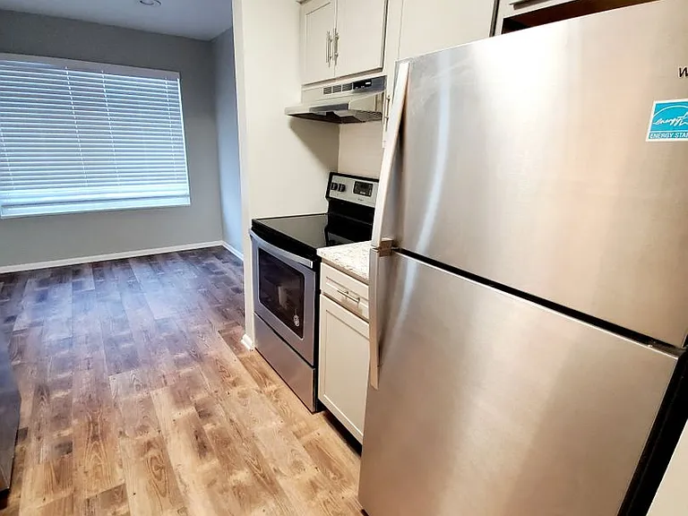 Sugarbush Apartments — Photo 50