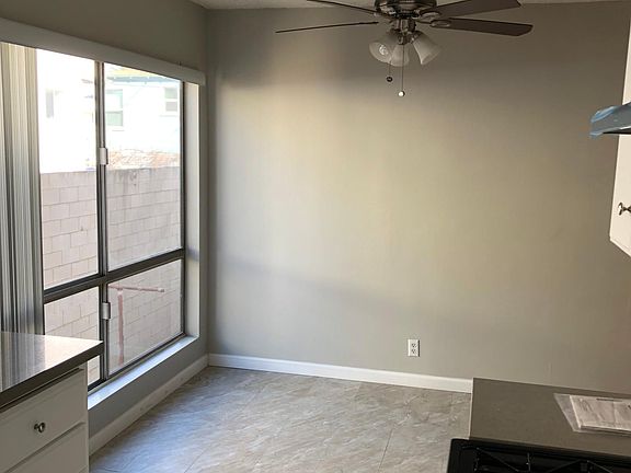 3rd image of 427 W Dryden St APT 105