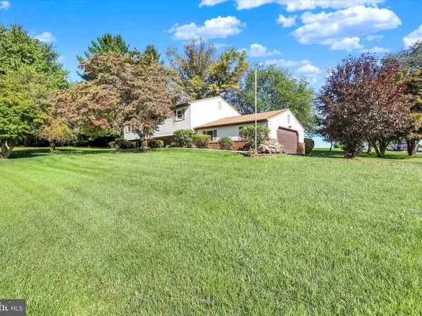 1720 Oberlin Rd, Middletown, PA 17057