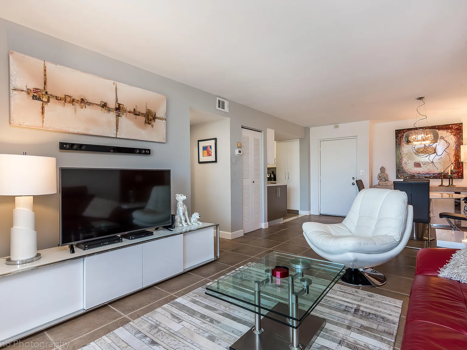 1 bed, 1.0 bath, 724 sqft, $2,100 — Photo 3