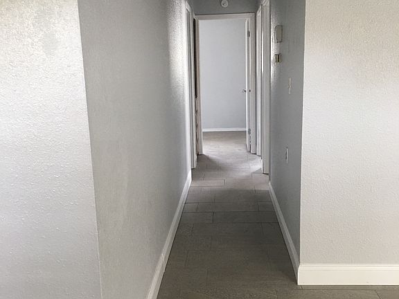 2nd image of 937 NW 27th St