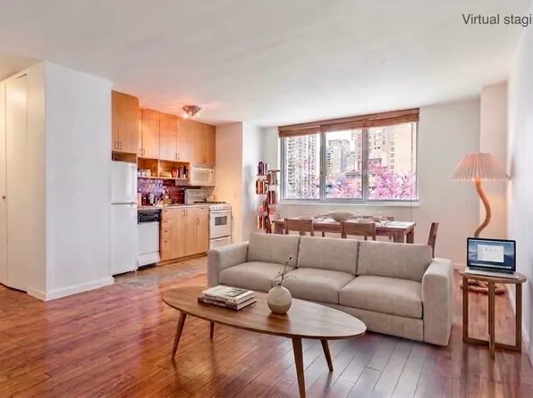 345 East 93rd Street image 1 of 21