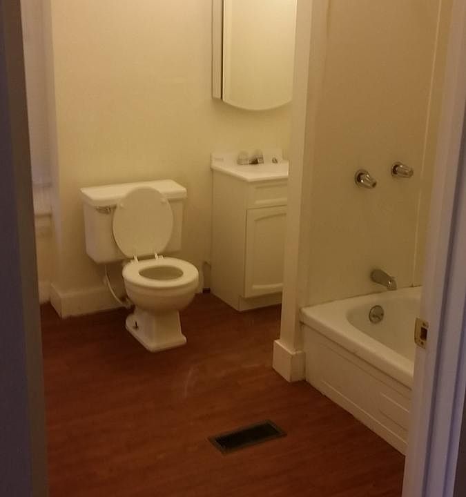 1st image of 128 Hamilton Ave