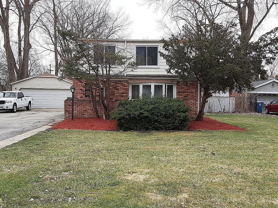 1st image of 10403 S 73rd Ct