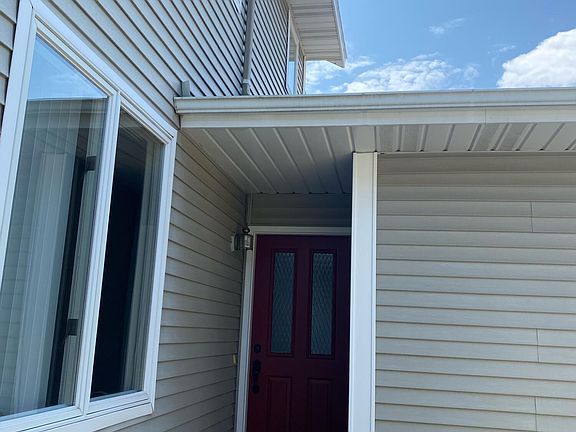 4th image of 1348 W Norton Ave #15