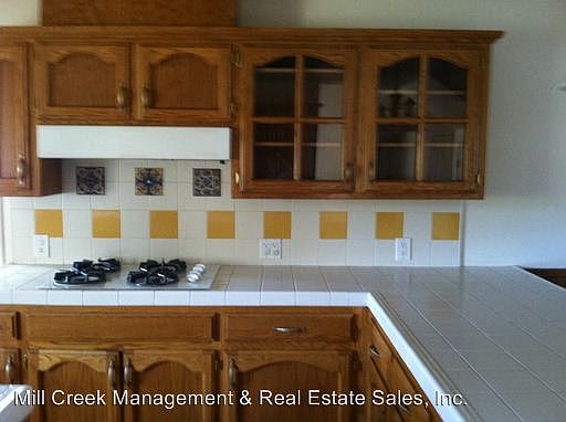 3rd image of 2528 S Tracy St