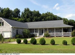 2510 Autry Hwy, Roseboro, NC 28382