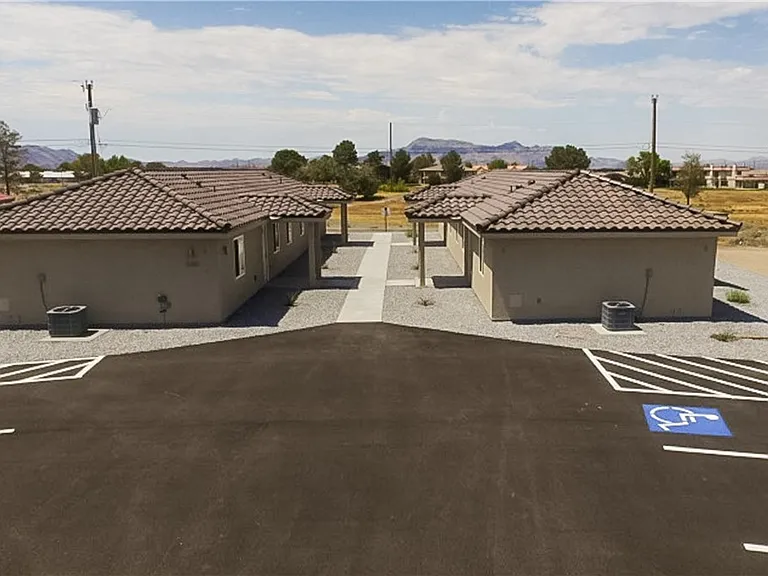 660 San Lorenzo St #2 — Photo 19