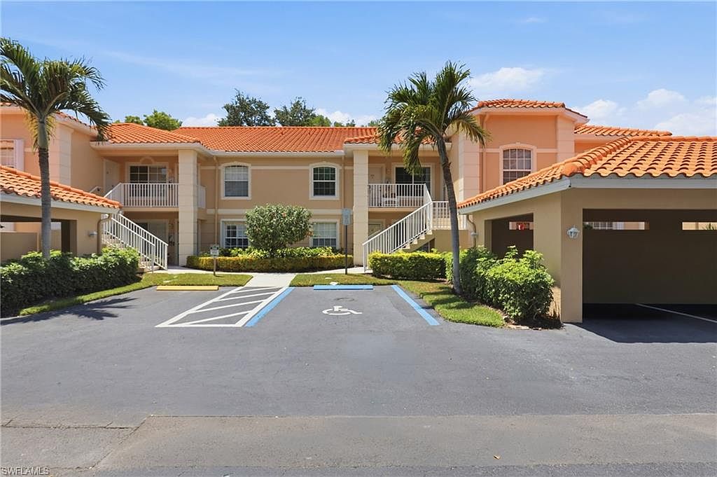 26780 Rosewood Pointe LN #203