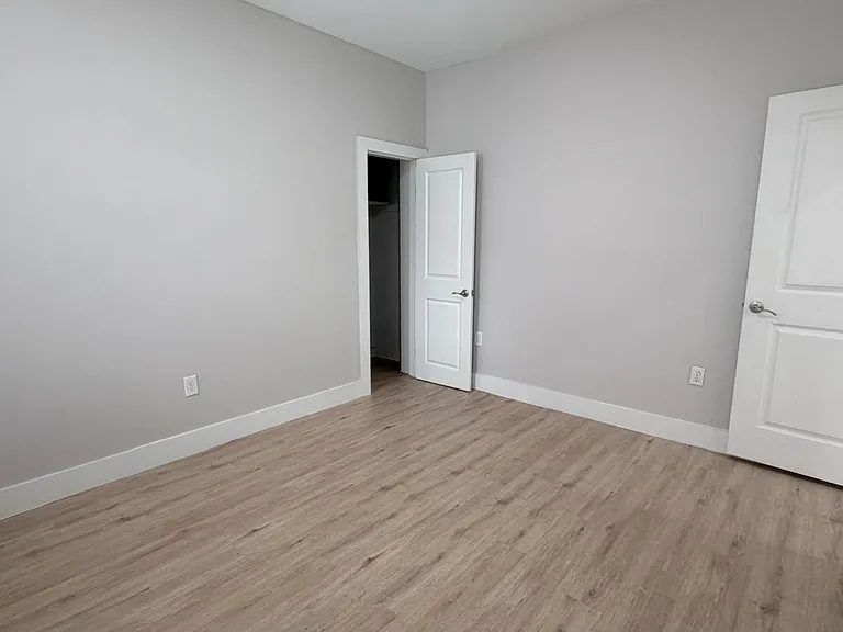 21 Kensington Ave #43E — Photo 6