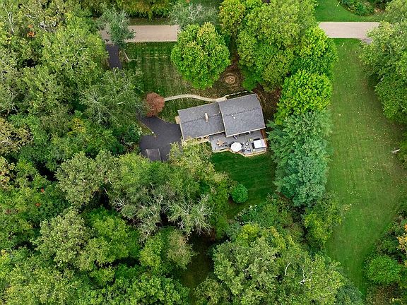 2nd image of 11 Denbigh Dr