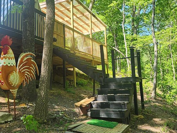 5th image of 456 Shady Grove Rd