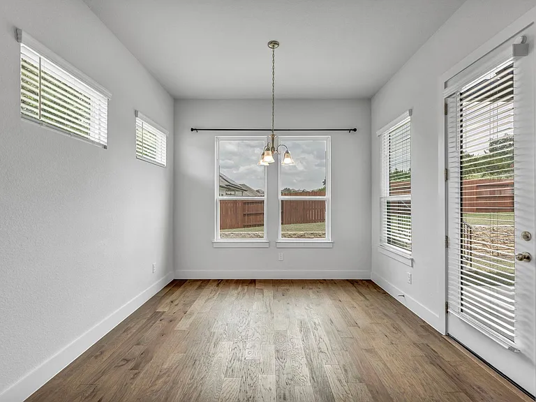 151 Rose Heath Ln — Photo 11