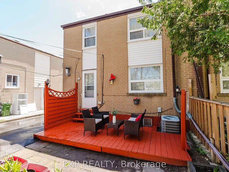 78 Woodfern Dr — Photo 48