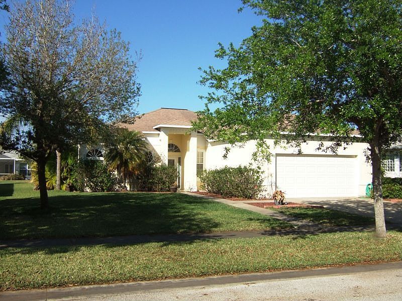 1st image of 836 Blackbird Ct