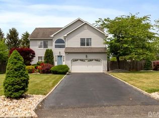 45 Oakland Rd, Old Bridge, NJ 08857