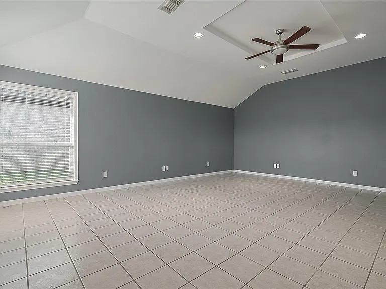 9631 Highland Pointe Dr — Photo 11