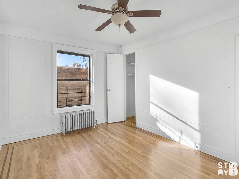 400 Clinton Ave #2D — Photo 7