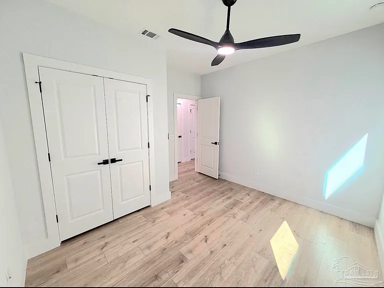 309 N Pace Blvd #B — Photo 18