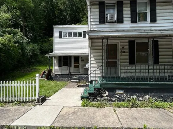 523 W Mahanoy Ave, Girardville, PA 17935