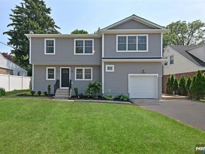 29 Dixon Ave, Dumont, NJ, 07628
