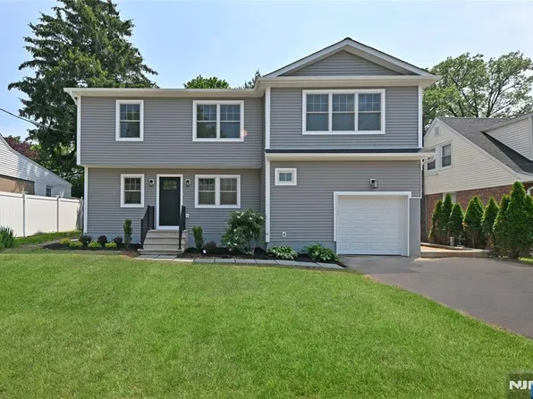 29 Dixon Ave, Dumont, NJ 07628