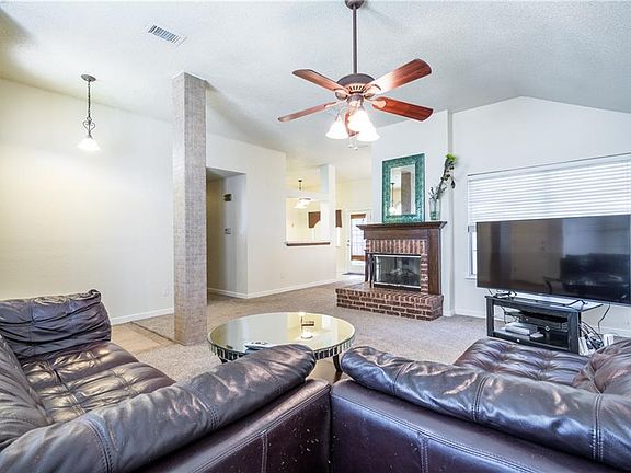 4th image of 5712 Poole Dr