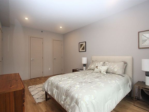 4th image of 1511 Bedford Ave #4MM