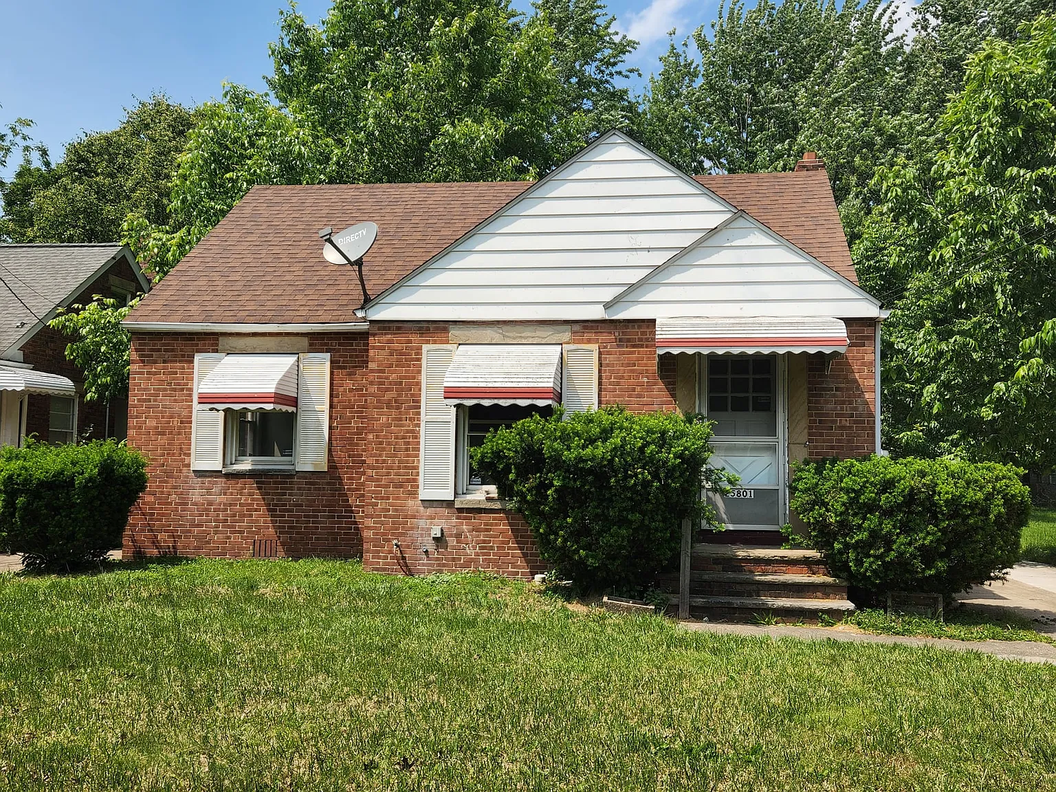 25801 Forestview Ave photo 1