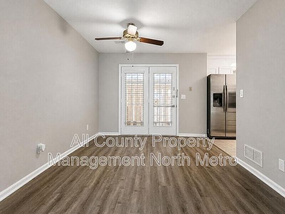 4th image of 130 Holcomb Ferry Rd