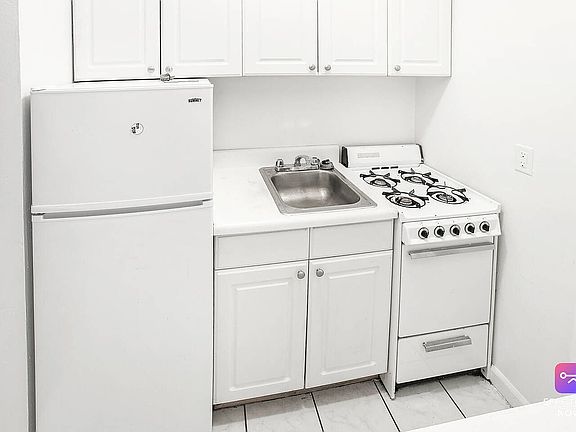 4th image of 337 E 90th St APT 5d