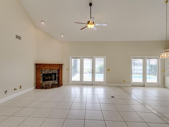 4th image of 1301 Aventura Way