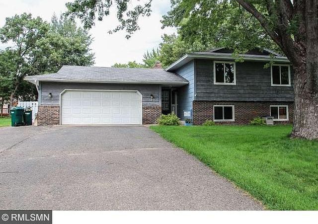 1st image of 123 102nd Ln NE