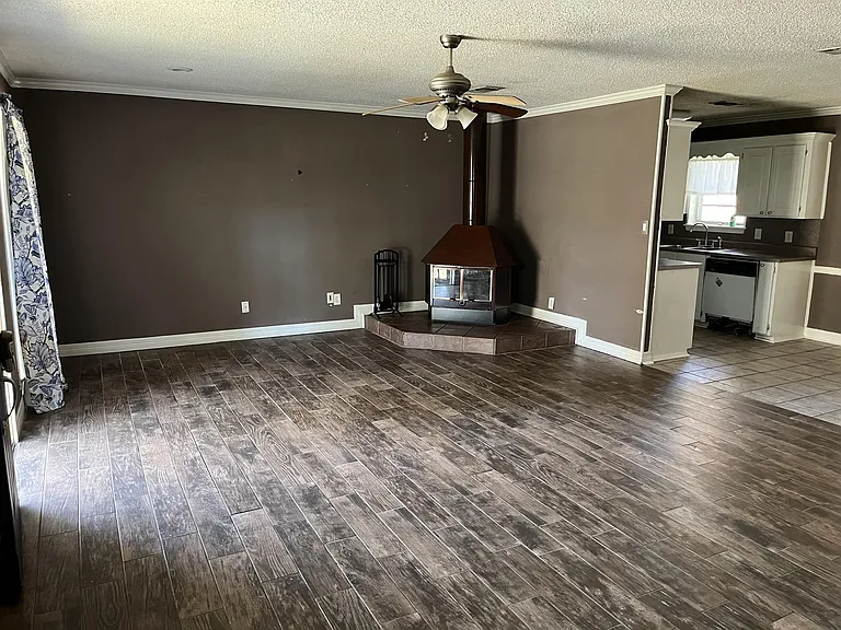 9471 Blom Blvd — Photo 4