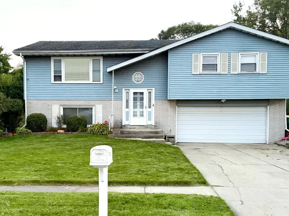 3119 W 60th Dr, Merrillville, IN 46410
