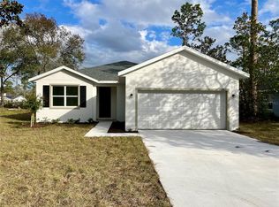 2035 3rd Ave, Deland, FL 32724