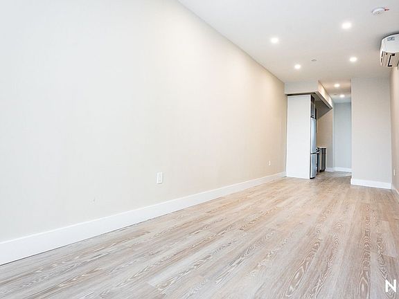 2nd image of 373 Knickerbocker Ave #4L