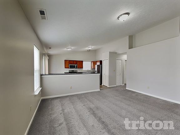 2nd image of 5237 Montavia Ln