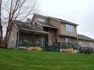 3342 Lake Ridge Dr, Pulaski, VA 24301