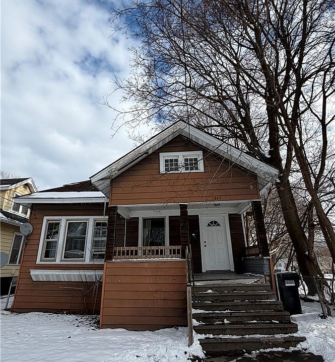 1st image of 243 Palmer Ave