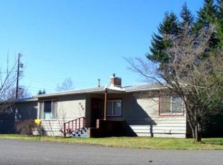 890 NE Stauch Ave, White Salmon, WA 98672