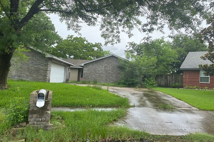 1st image of 1519 Willersley Ln