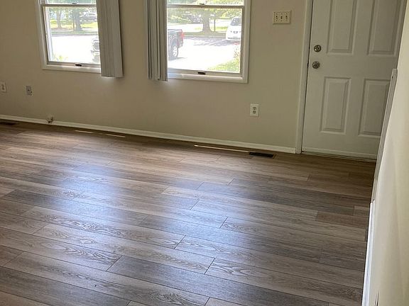 4th image of 6632 Pebble Ct