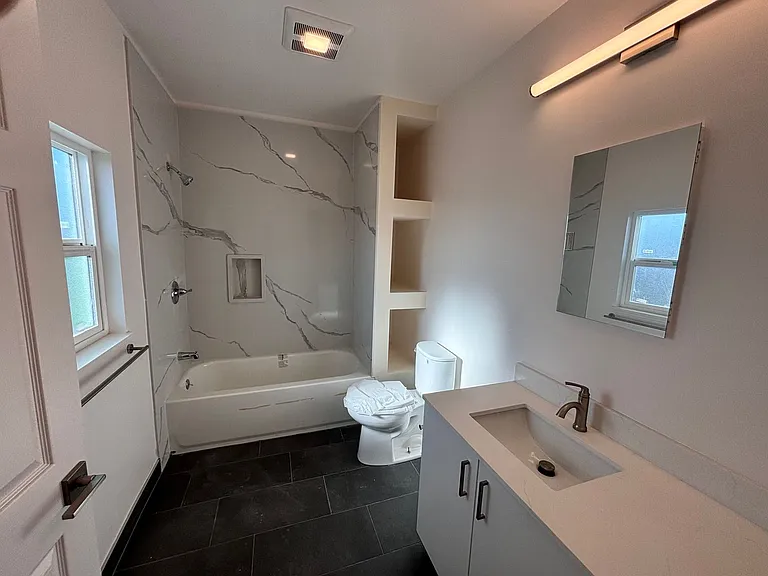 630 Harbour Way — Photo 41