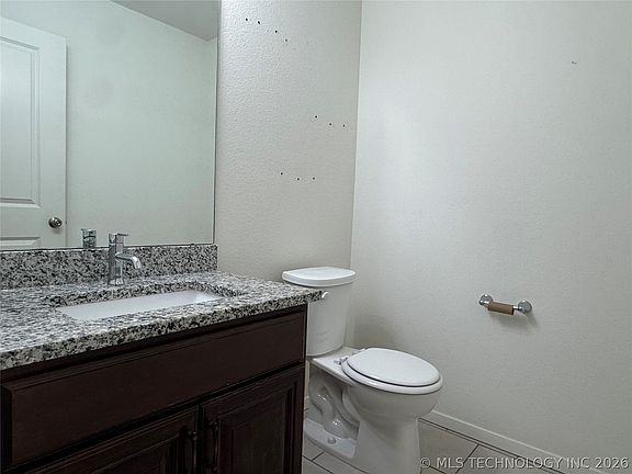 4th image of 3755 E 143rd Pl S